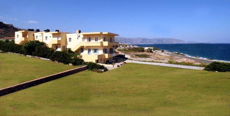 Nautilus Apartments سيسي المظهر الخارجي الصورة